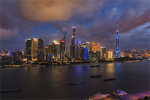 Exploring Endless Possibilities： An Adventurous Journey in Shanghai